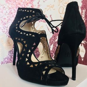 Jennifer Lopez Women’s Heel